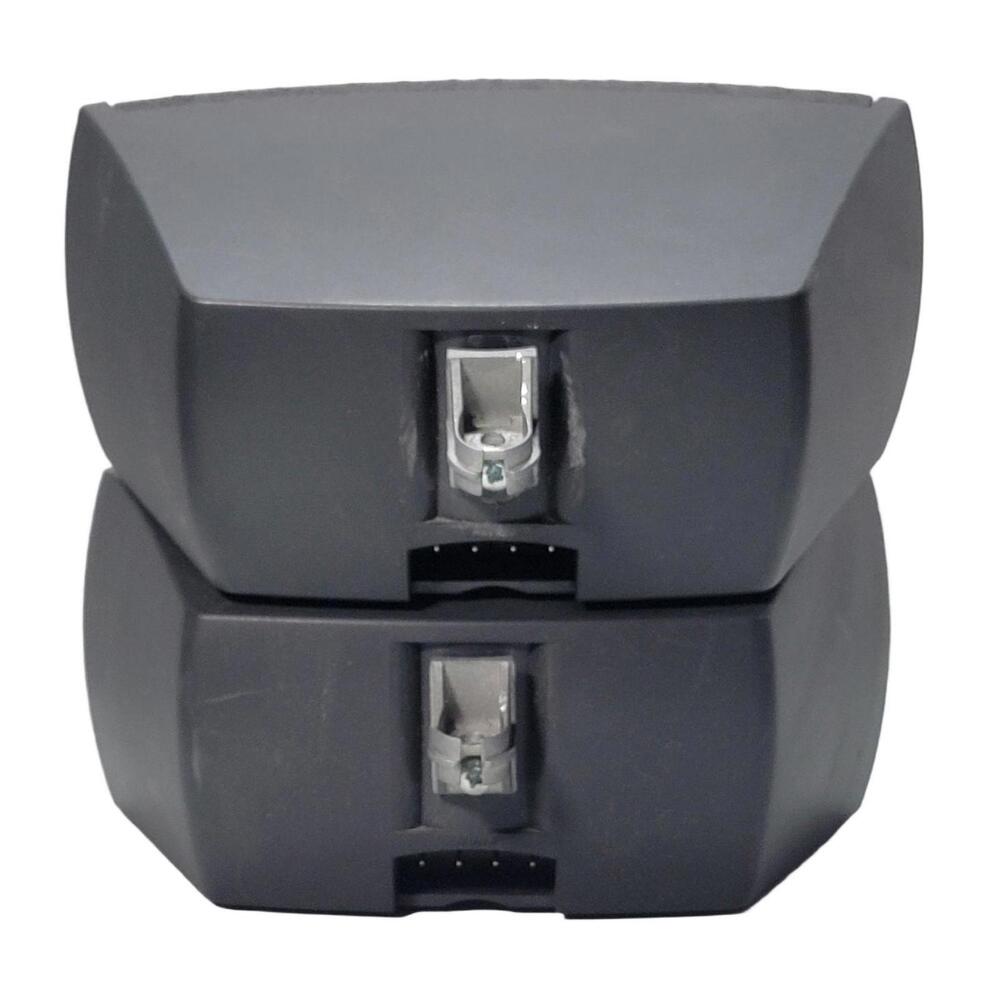 Pair Of Bose CineMate Speakers With Cable - Picture 7 of 10
